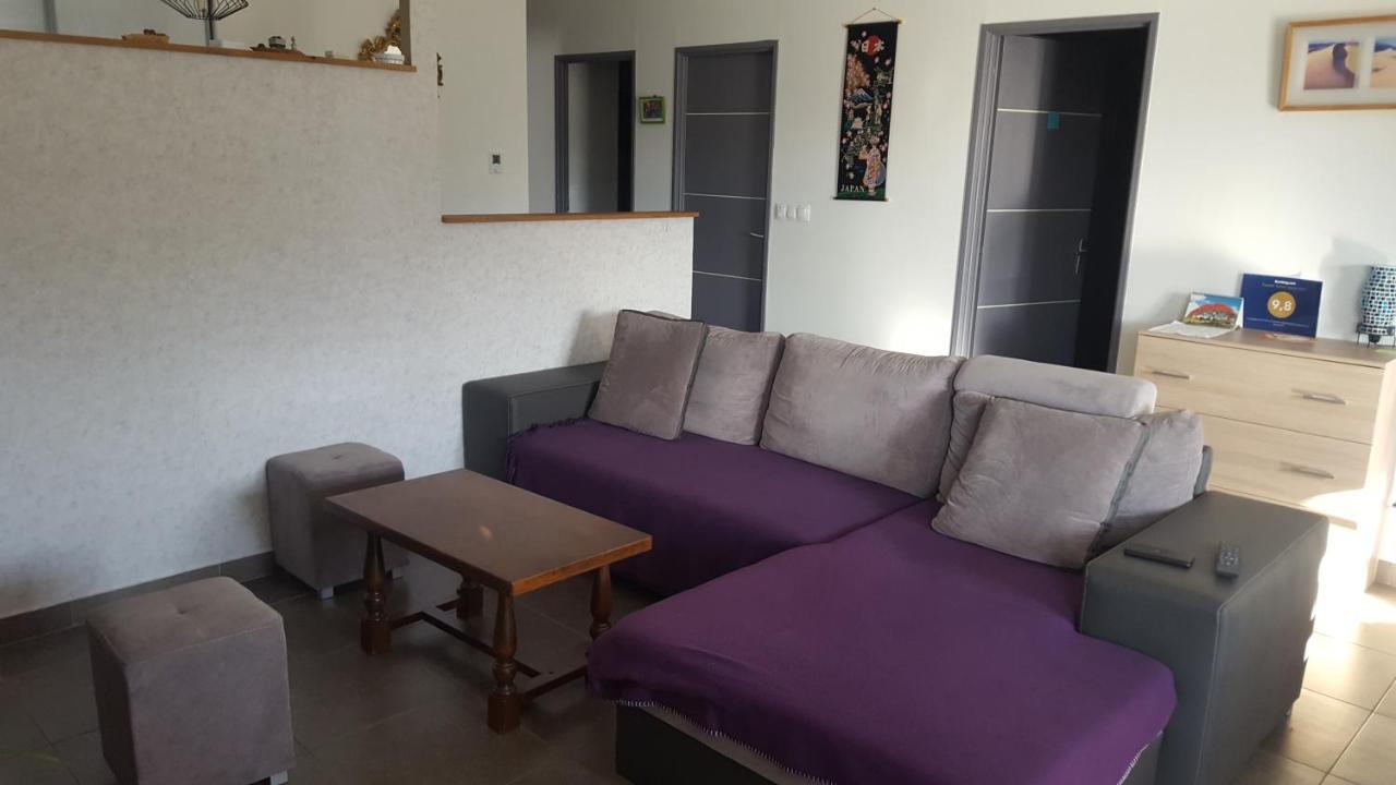 1 Chambre Privative Avec Bureau Et Cuisine Dans Maison 105 M2 Montfaucon Montfaucon  Εξωτερικό φωτογραφία