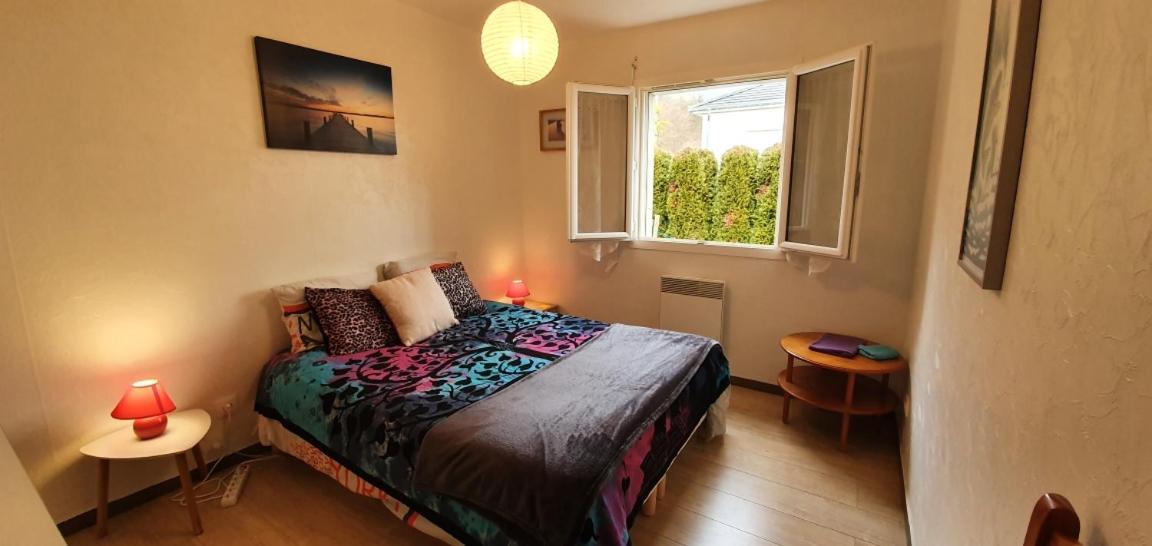 1 Chambre Privative Avec Bureau Et Cuisine Dans Maison 105 M2 Montfaucon Montfaucon  Εξωτερικό φωτογραφία